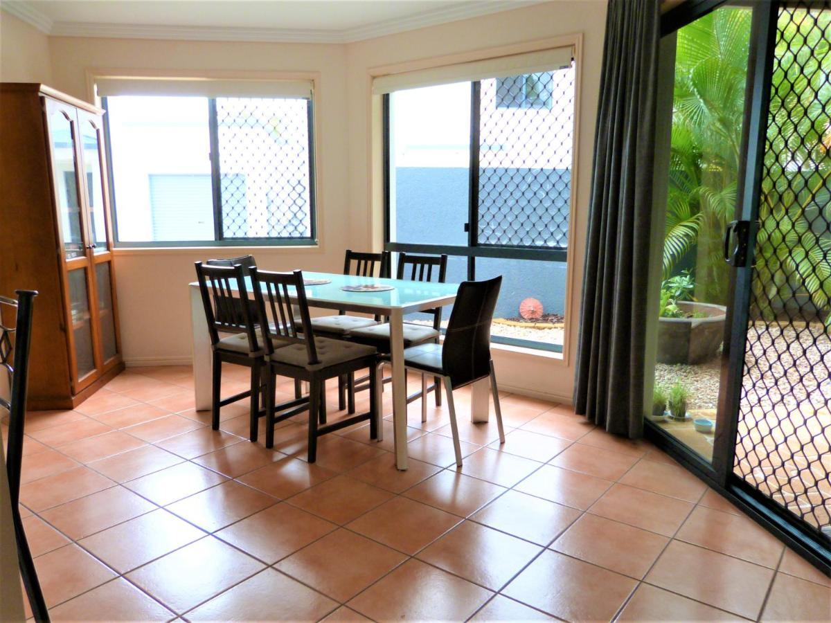 Grange Resort Hervey Bay Extérieur photo