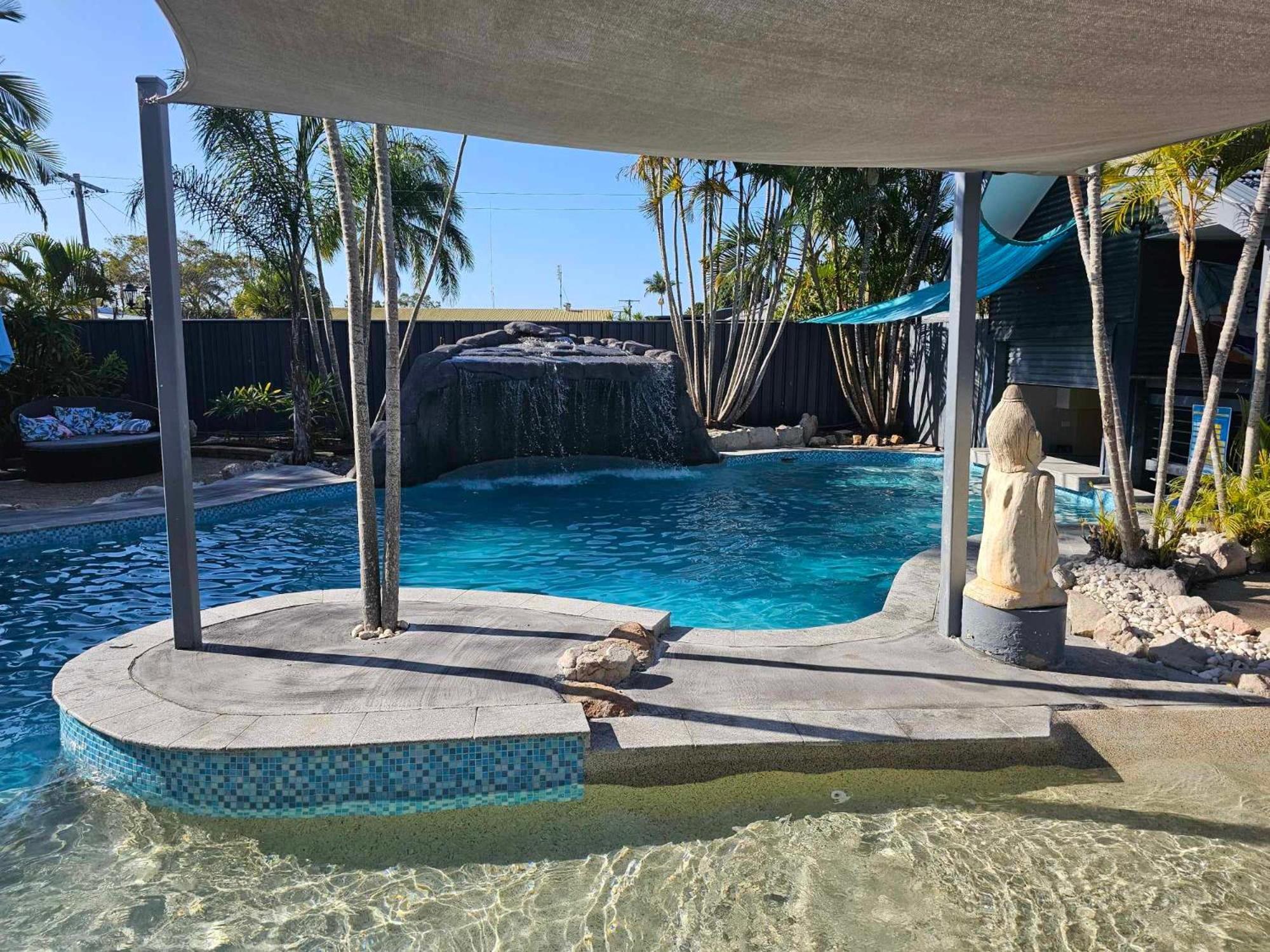 Grange Resort Hervey Bay Extérieur photo
